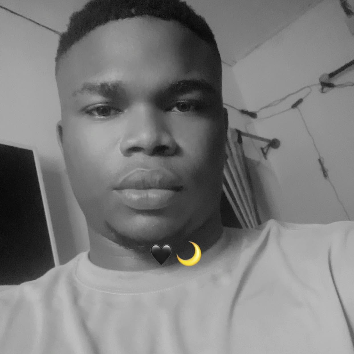 Godwin Leesi